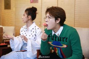 在娱乐综艺里吃瓜,明星幕后故事与八卦风云