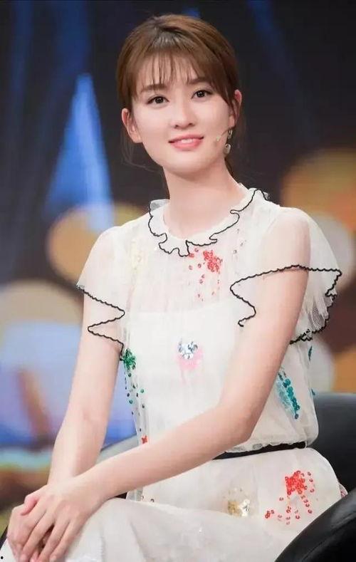 风姿卓越娱乐吃瓜,揭秘叠纸女性向游戏市场的崛起与挑战