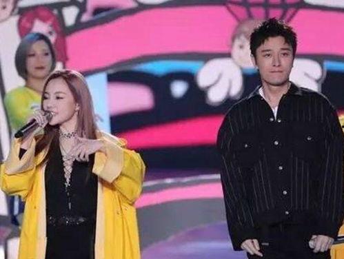 导演娱乐吃瓜直播,娱乐吃瓜背后的故事与幕后花絮